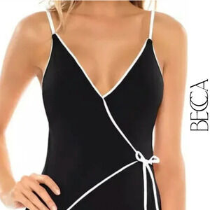 Becca NWT On the Edge Faux-Wrap Tankini Top Black White Trim Small